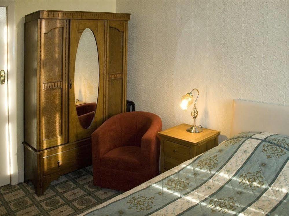 The New Beehive Inn Брадфорт Екстериор снимка